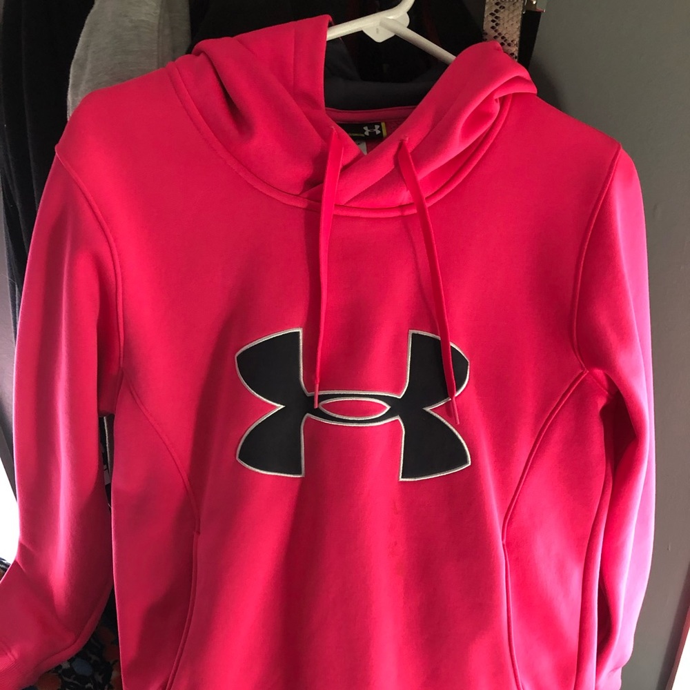 Under Armour Sweatshirt